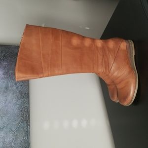 Miz Mooz tall boot Size 7